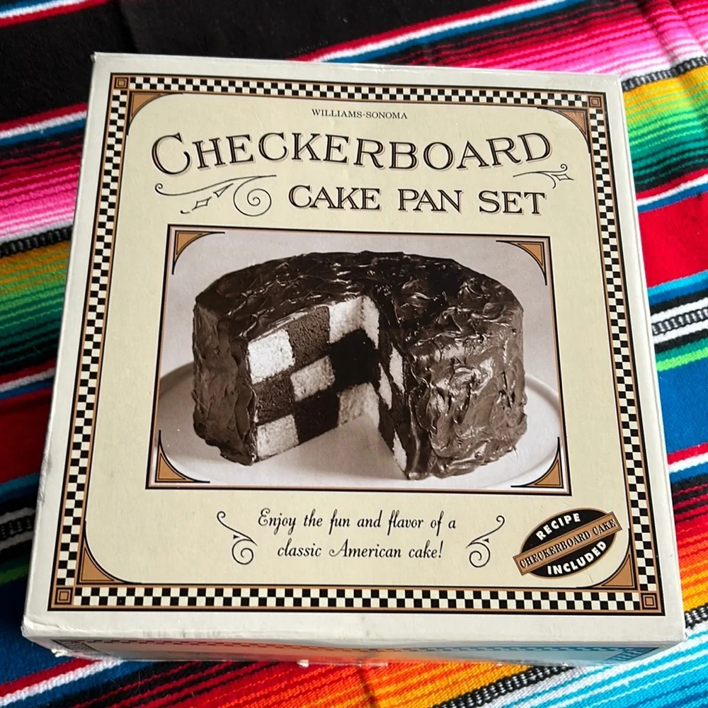 Williams-Sonoma Checkerboard Cake Pan Set in Box